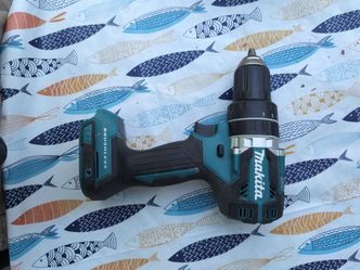 Makita XPH12 DRILL