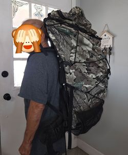 eureka outfitter multi-day hunting/hiking backpacking advantage camouflage