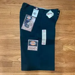 Dickies shorts size 36