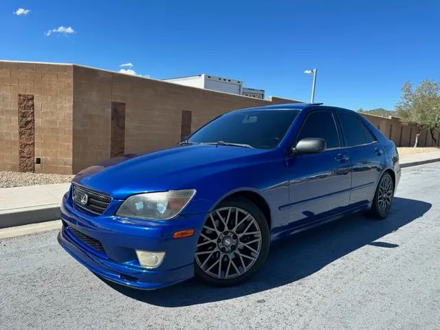 2002 Lexus IS