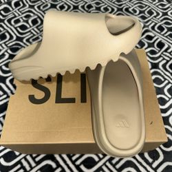 Addidas Yeezy Slides ‘Bone’