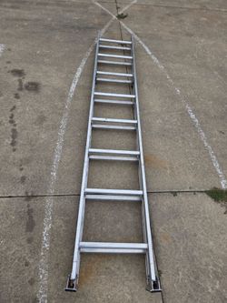 Aluminum Extension Ladder