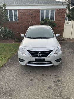 Nissan Versa SV