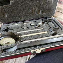 Starrett  Universal Dial  Indicator Set No 645A In Box Case 
