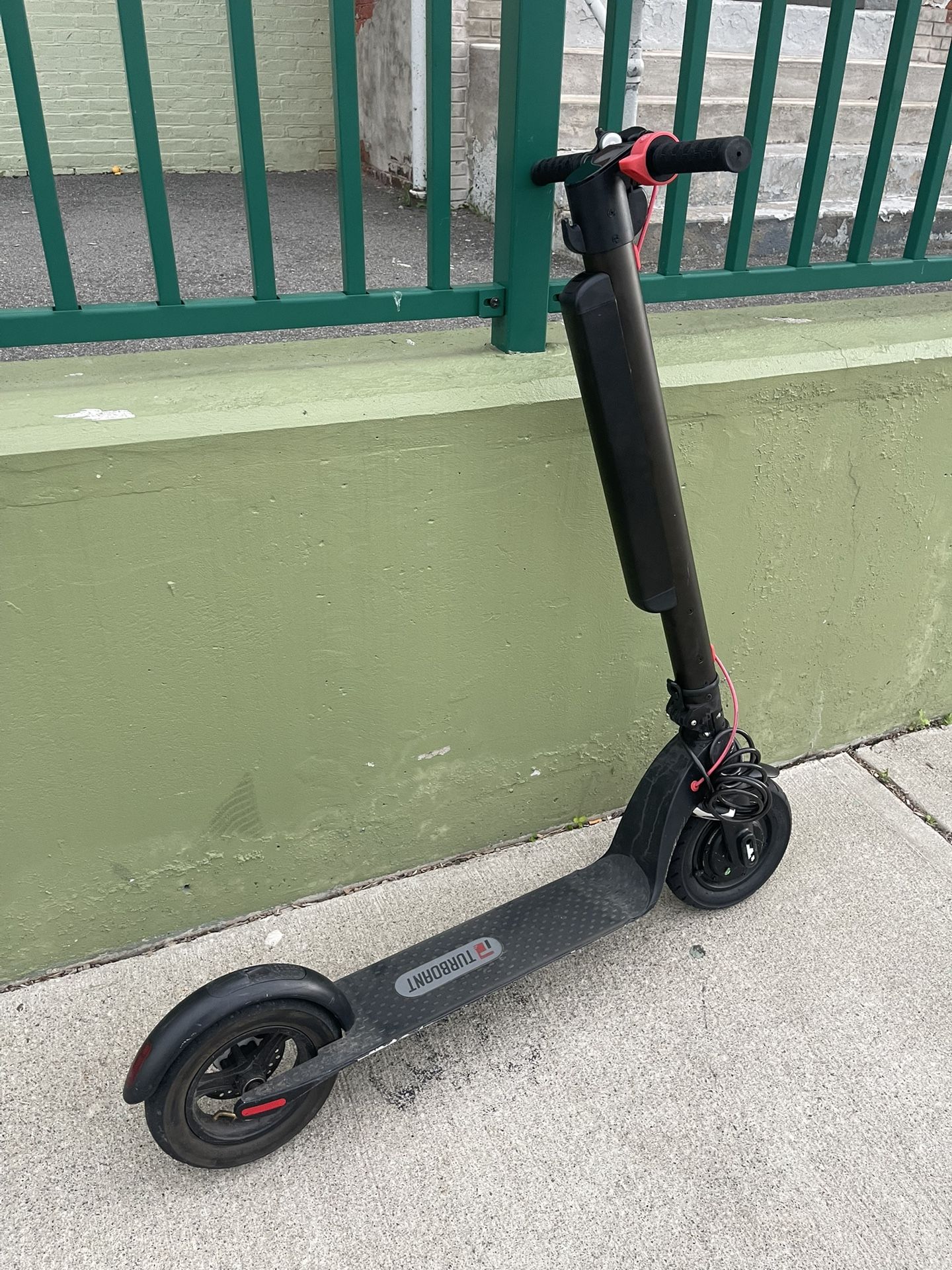 Turbo Ant E-scooter Model X8F