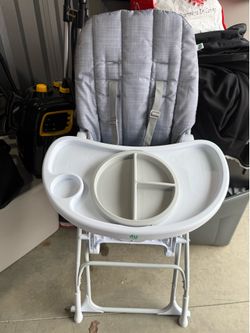 ITY By Ingenuity Baby High Chair with Tray and Plate