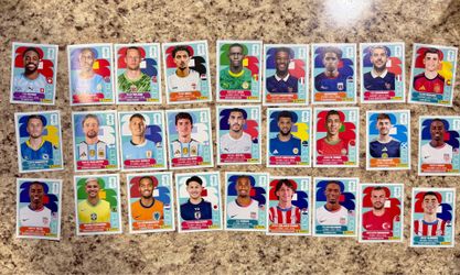 Trading duplicate Panini FIFA World Cup stickers! ⚽️🌎