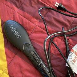 NEW Vanity planet hair brush straightener