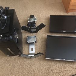 Gateway desktop with (2x)monitors