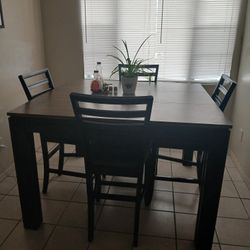 Table Set 4 Seater  Rooms To Go 