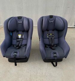 Nuna Rava car seat