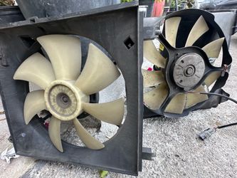 Toyota Denso radiator cooling fans