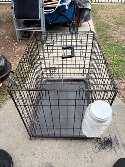 Small /med  Black Wire Dog Crate with Tray 18x20x23.5