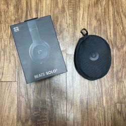 Black Beats Solo3 Wireless On-Ear Headphones