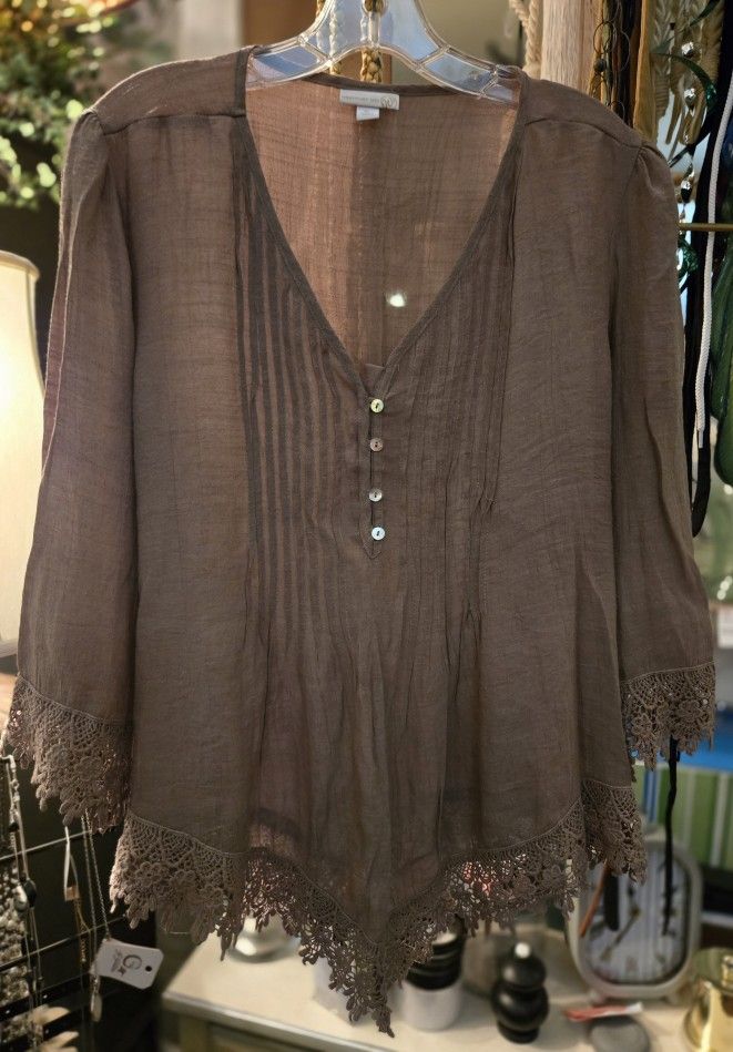 Ladies XL, Westport 1962 Tunic With 3/4 Sleeves