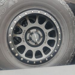 Dodge Ram 5lug Method Rims (4)