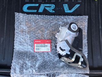 OE 5th Gen Honda CR-V rear right door lock