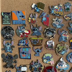 Disney Pins 