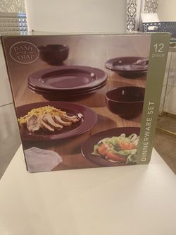 Dinnerware Set