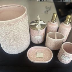 COQUETTE / FLORAL BATHROOM SET