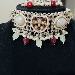 Gs Choker 