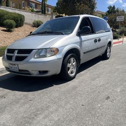 2005 Dodge Caravan