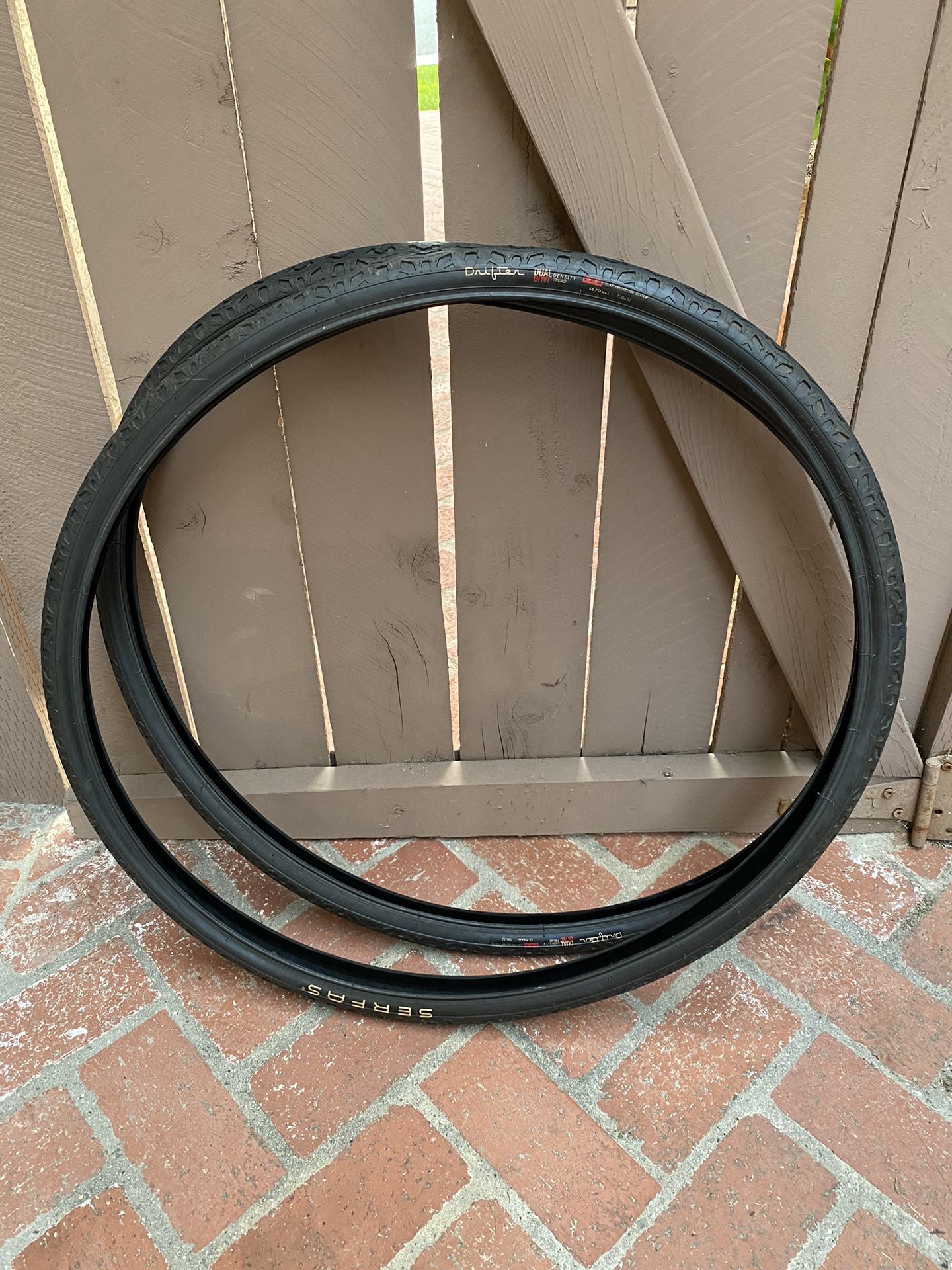 Serfas DRIFTER CITY Clincher Rigid Tire Black 700Cx32 - PAIR