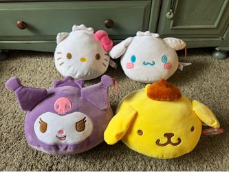 Sanrio Dumpling Hello Kitty & Friends Plush Set
