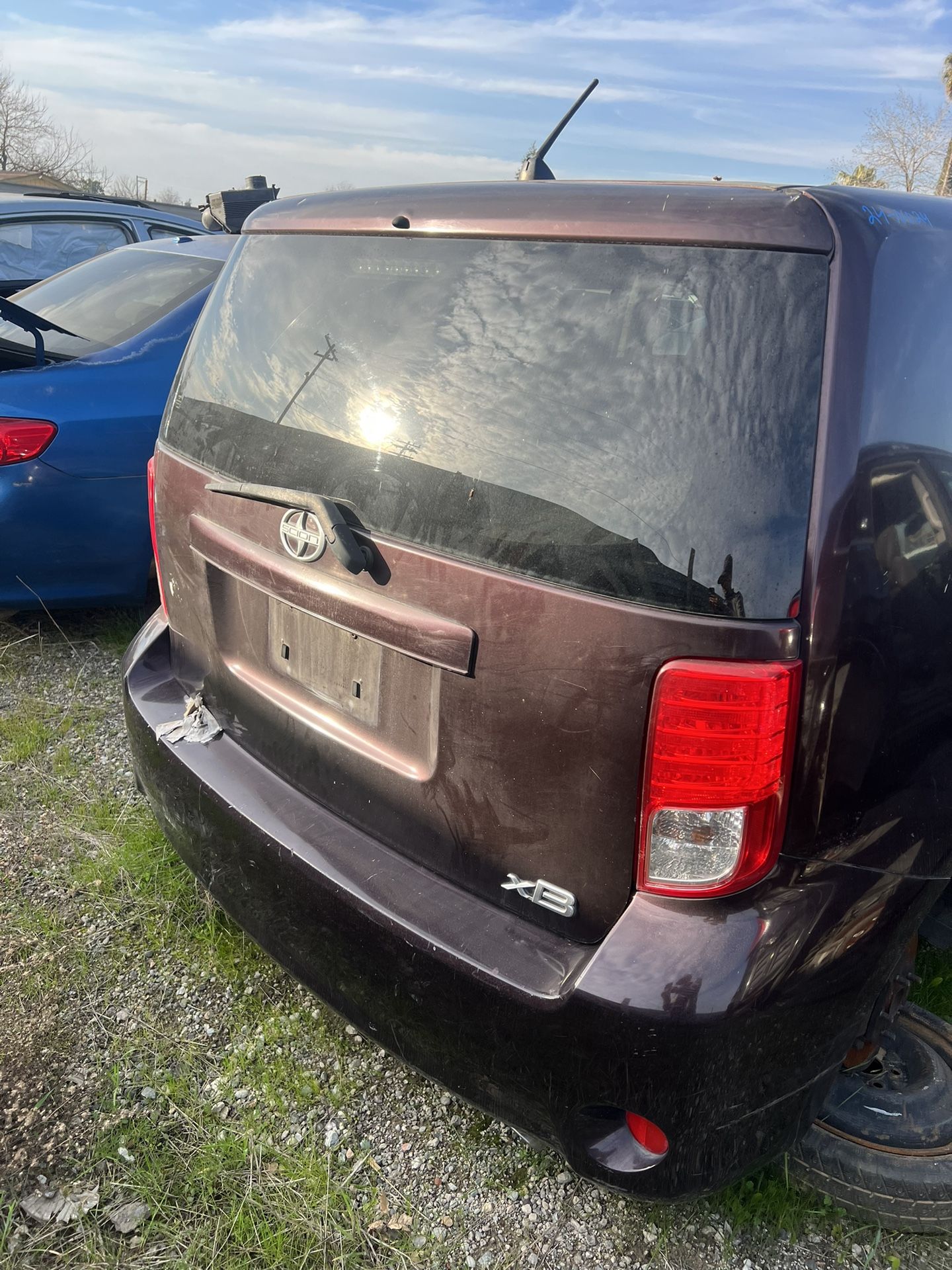 Parts From 2012 Scion XB Doors, Seats, Rims, Trunk Lid, Rail Gate