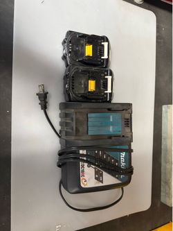 Makita 18v charger with 2 batteries