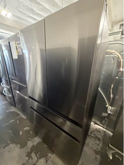 Samsung four-door French refrigerator