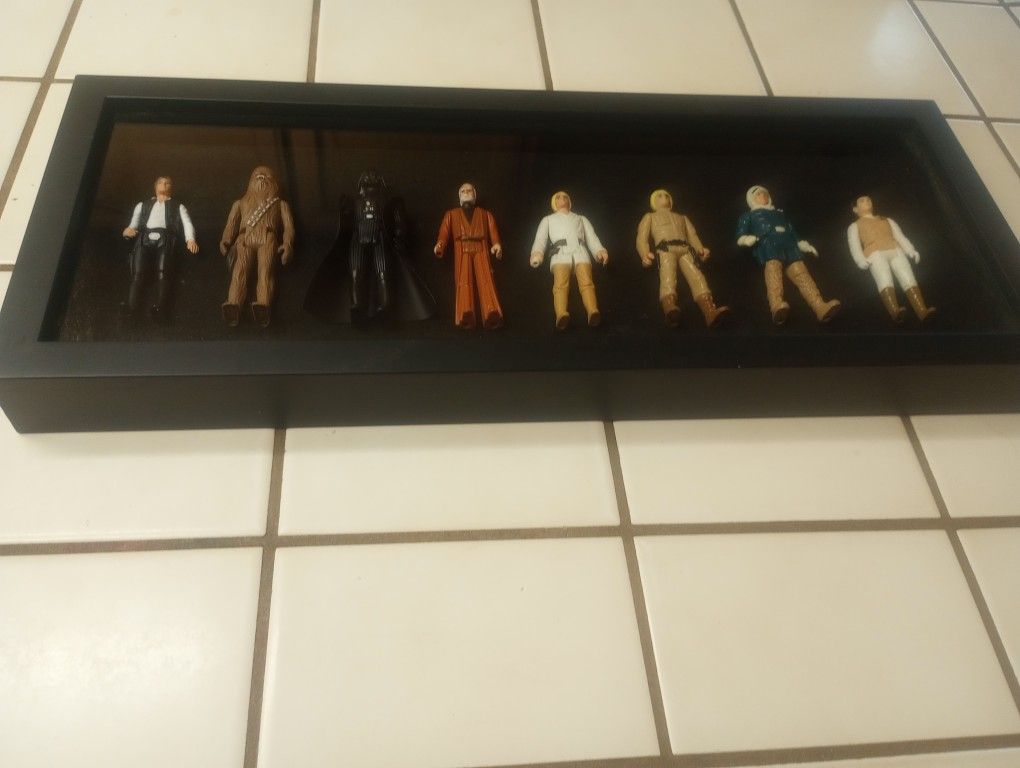 Pre 1970 's  Star Wars Action Figure👍 In Glass Case Letting Them Go For The Low Price Of $150 No Low Ballers Please