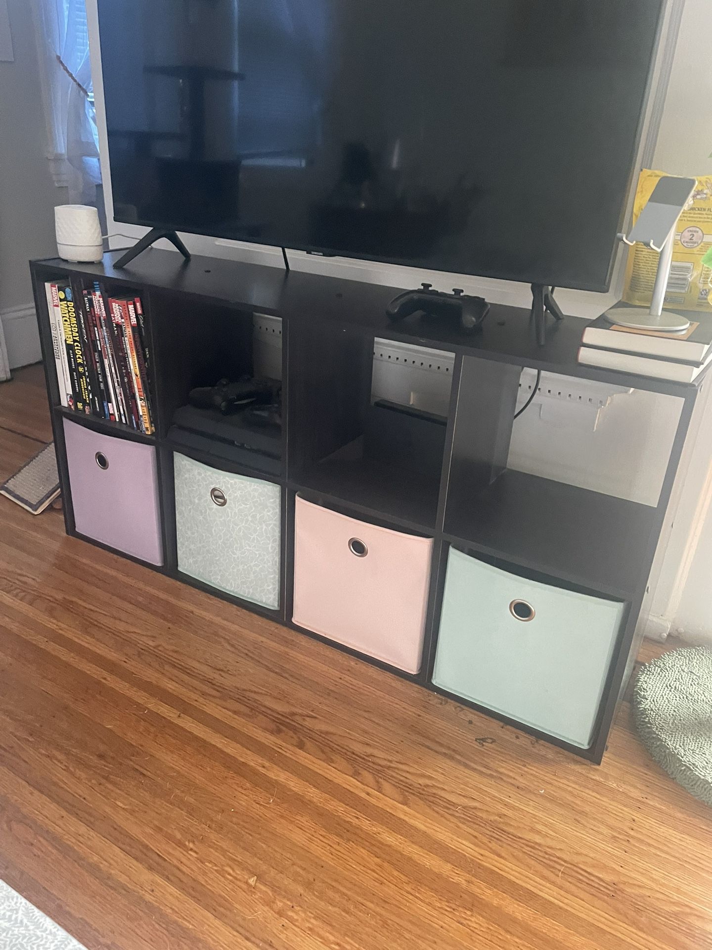 Cabinet / TV Stand 