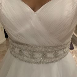 Oleg Cassini  Wedding Dress. Size 12