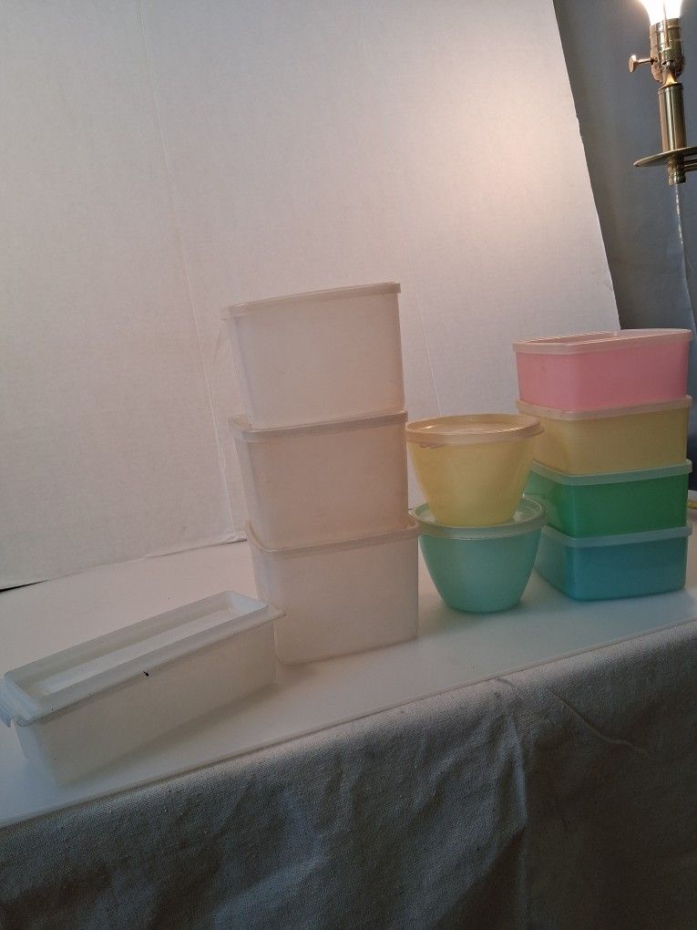 Vintage Tupperware Set Containers Lids Lot