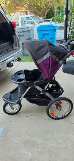 Jogger stroller