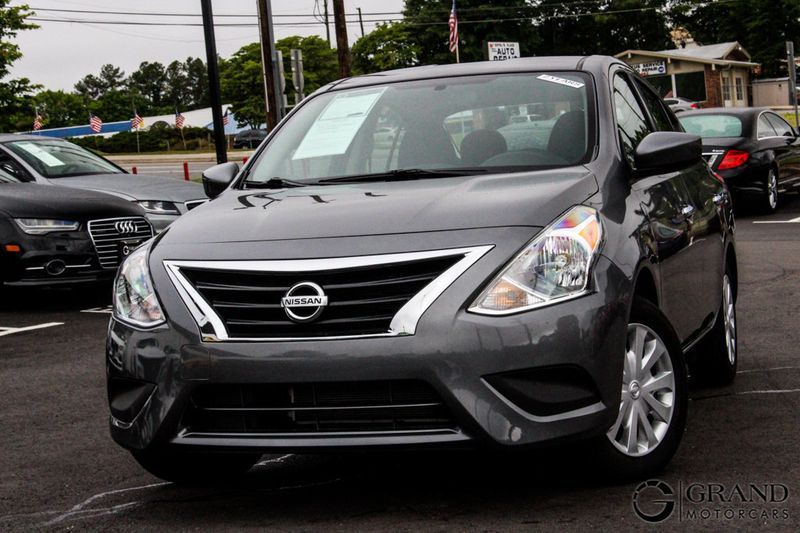 2019 Nissan Versa Sedan