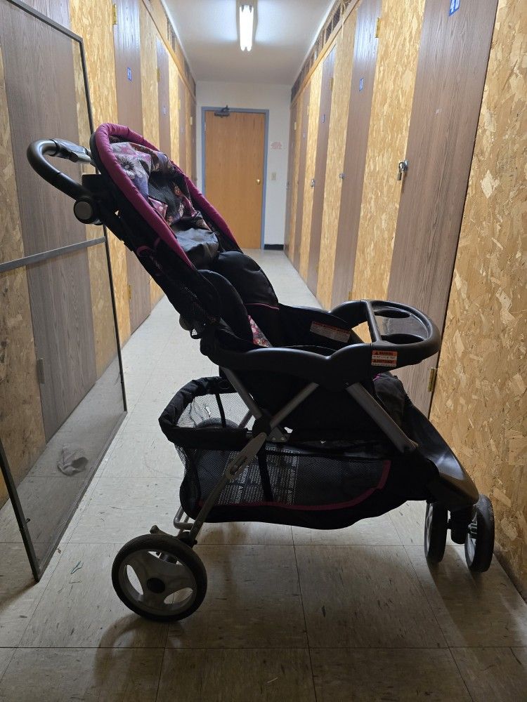 Stroller And Playpen