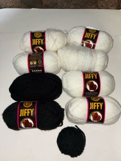 Jiffy Lion Yarn - White and Black