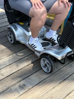 Scooter eléctrico excelente