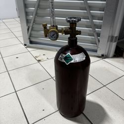 gas cylinder
