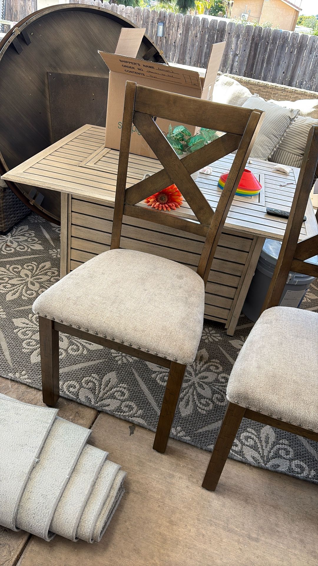 Set Of 4 Chairs