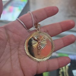 14k Jesus Pendant