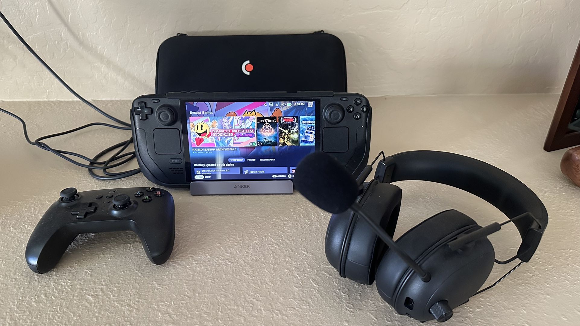 Valve SteamDeck w/Accessories