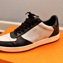 Louis Vuitton Rivoli Sneaker 