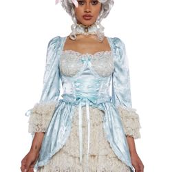 Marie Antoinette Halloween costume 