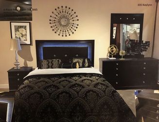Lighted headboard bedroom set!