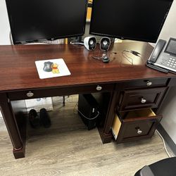 Office Desk- Brand new 