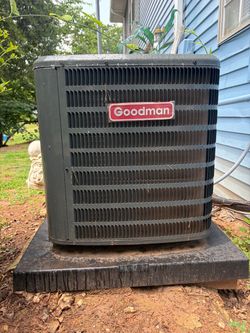 Goodman Central AC Condenser Unit