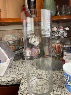 Glass vase